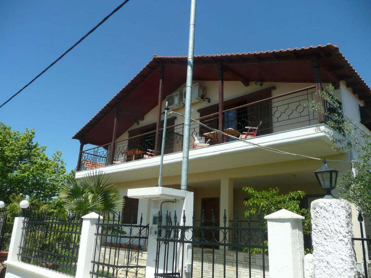 Kallilkratia Holiday Flat 2 Nea Kallikrateia Exterior foto